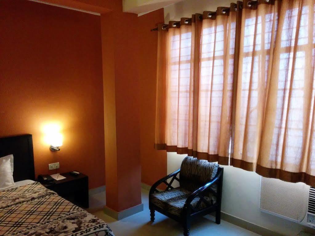 Hotel Himalaya Haridwar Ngoại thất bức ảnh