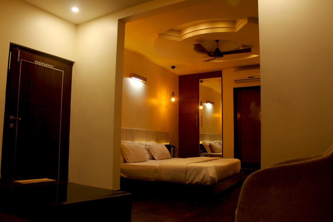 Hotel Himalaya Haridwar Ngoại thất bức ảnh
